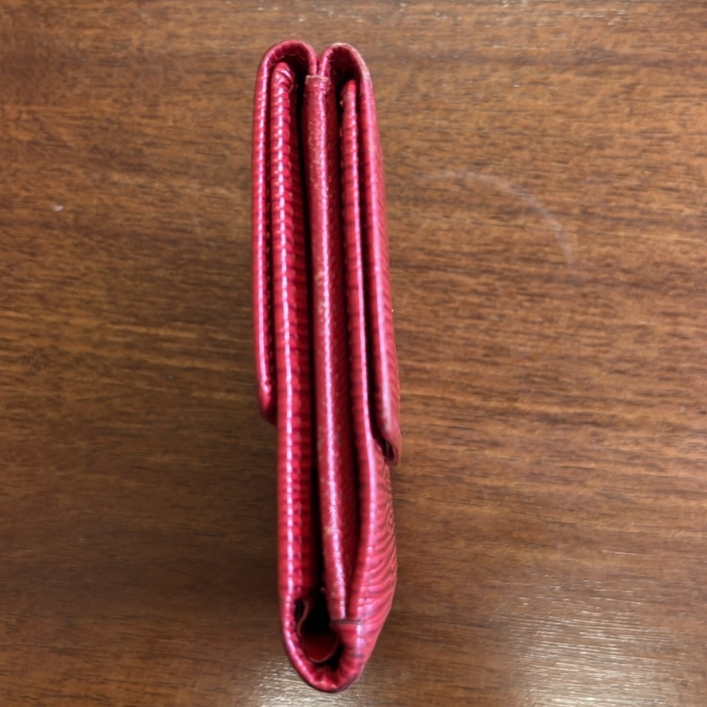 EUC Louis Vuitton Red Epi Compact Wallet - Picture 3 of 9